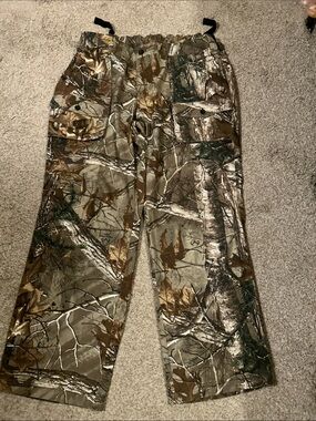 Women’s Camo Cargo hunting Pants - Brown/Green. XXL. NWOT
